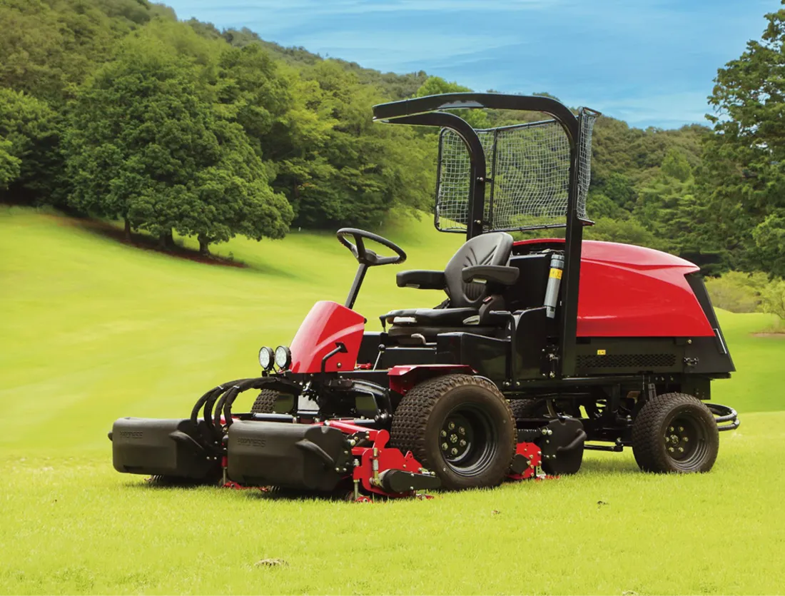 Baroness triplex surrounds mower
